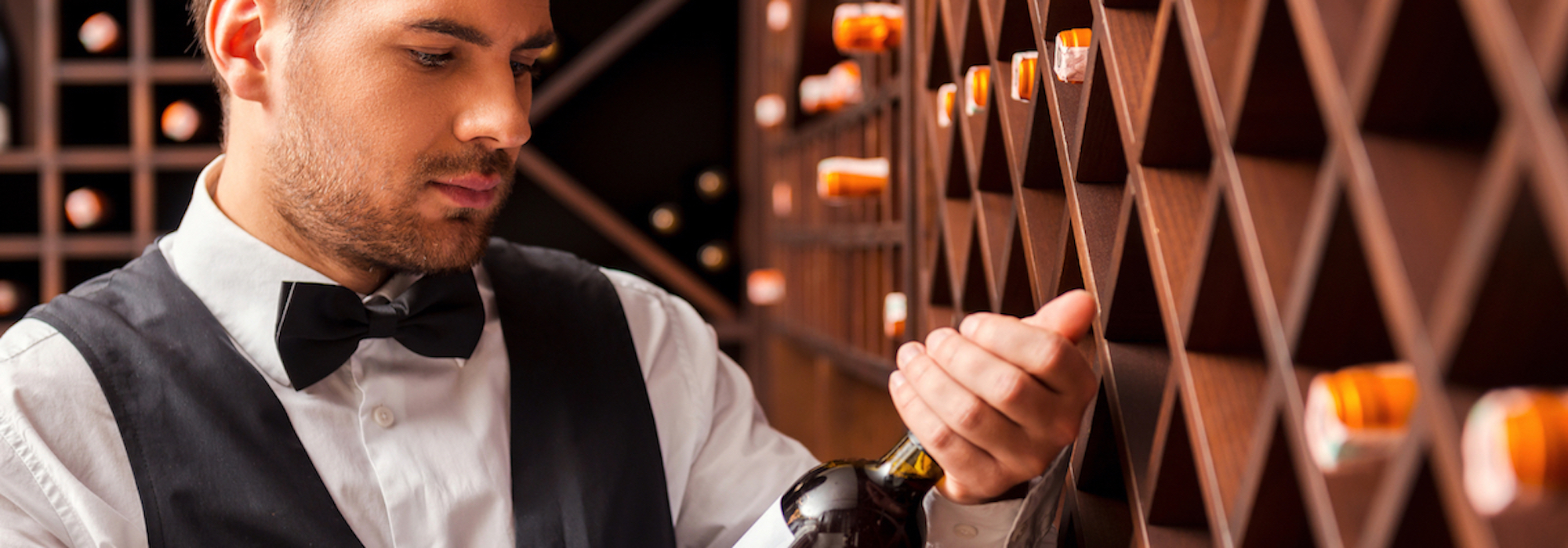 20181218 Home Sommelier dreamstime_m_49722636 2000x700.jpg